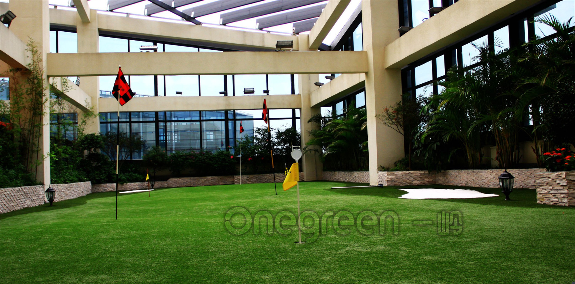 The Green on the Roof of Guangfa Financial Building, Foshan,Guangdong